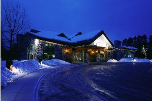 Lake Louise Inn